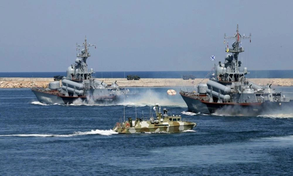 Γιατί ο στόλος της Μαύρης Θάλασσας της Ρωσίας διεξάγει συνεχώς ασκήσεις;